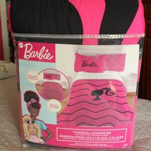 Barbie Twin/Full Comforter Only! New